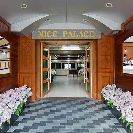 Nice Palace Hotel Bangkok Exterior foto